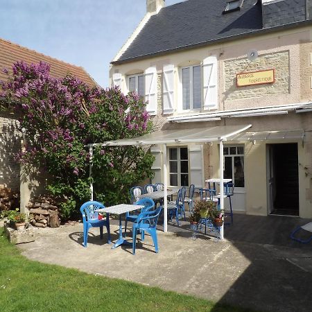 Chambres Et Tables D'Hotes A L'Auberge Touristique Meuvaines ภายนอก รูปภาพ