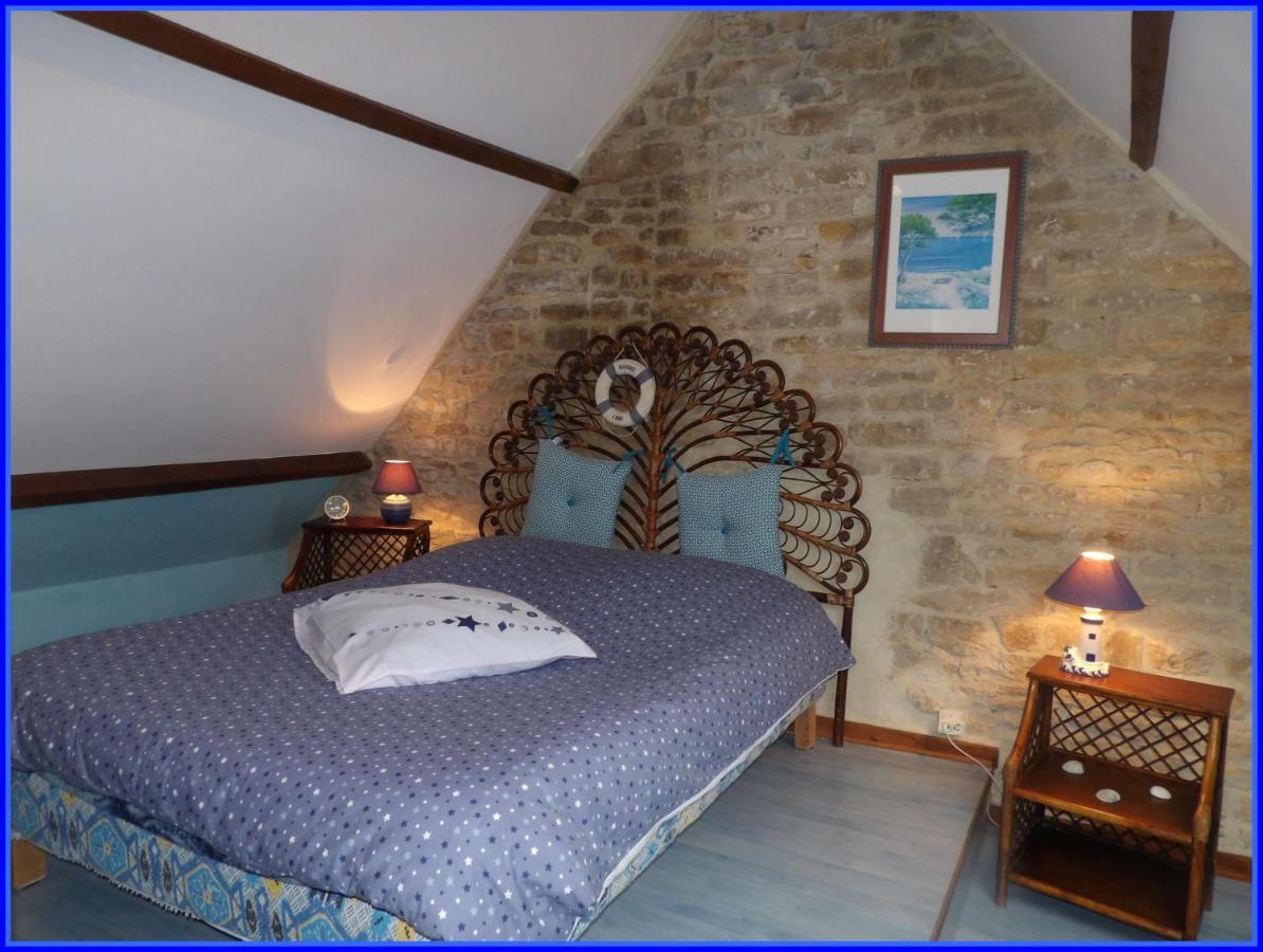 Chambres Et Tables D'Hotes A L'Auberge Touristique Meuvaines ภายนอก รูปภาพ