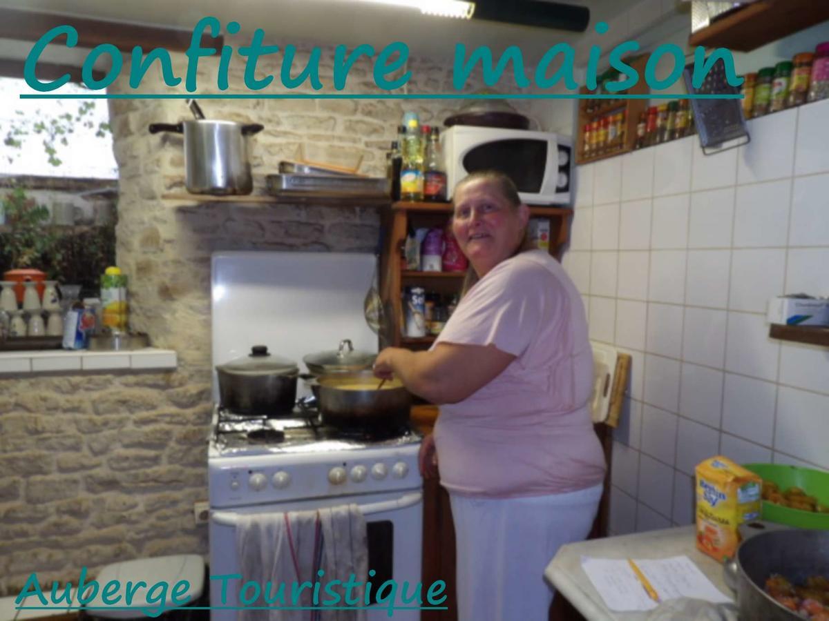 Chambres Et Tables D'Hotes A L'Auberge Touristique Meuvaines ภายนอก รูปภาพ